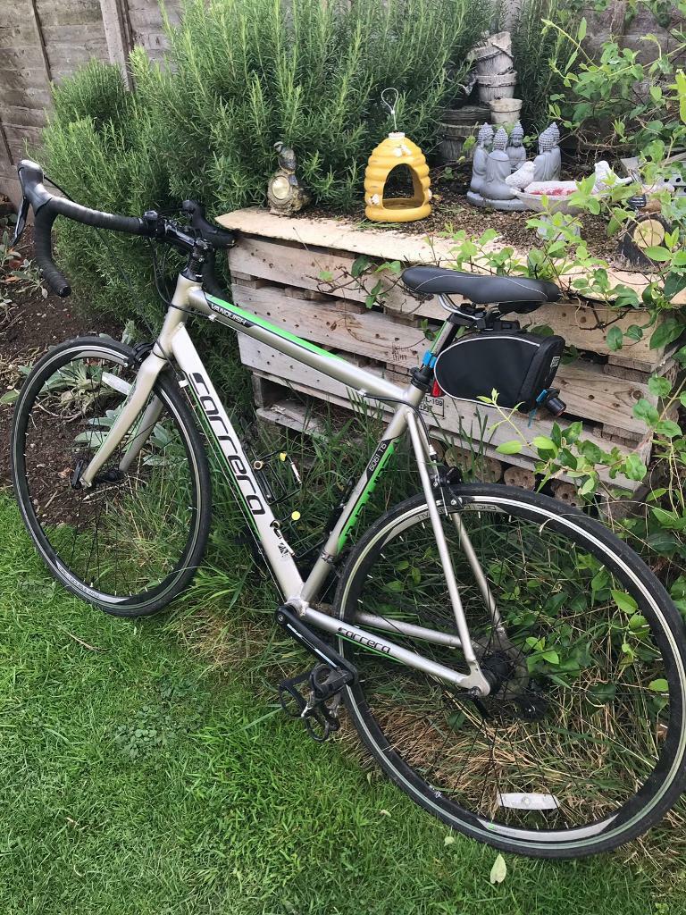 carrera vanquish road bike